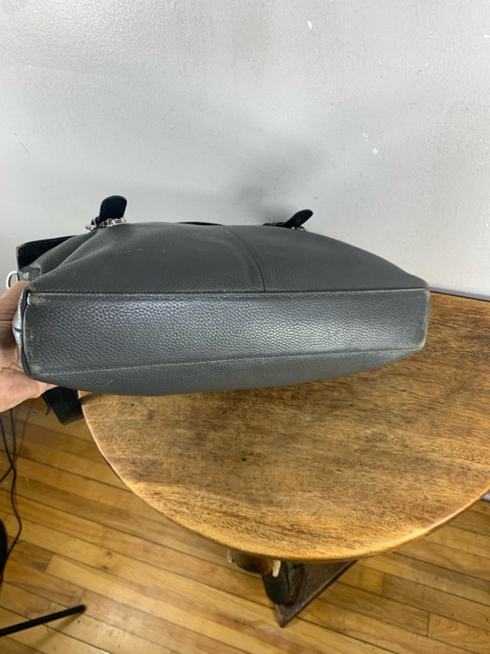 Rudsak made in Canada large unisex computer leather bag - Picture 8 of 14